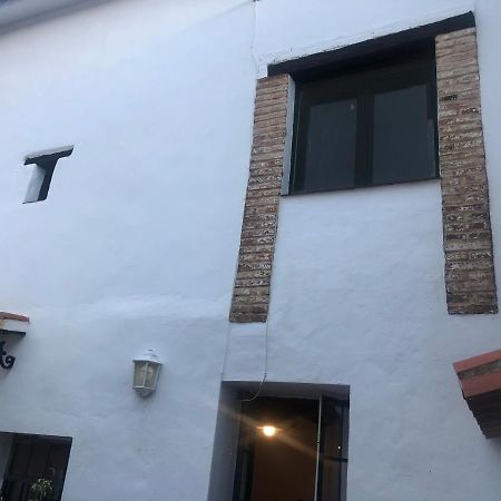 Acogedora Casa De Pueblo Con Piscina Villa Фуентееридос Екстериор снимка