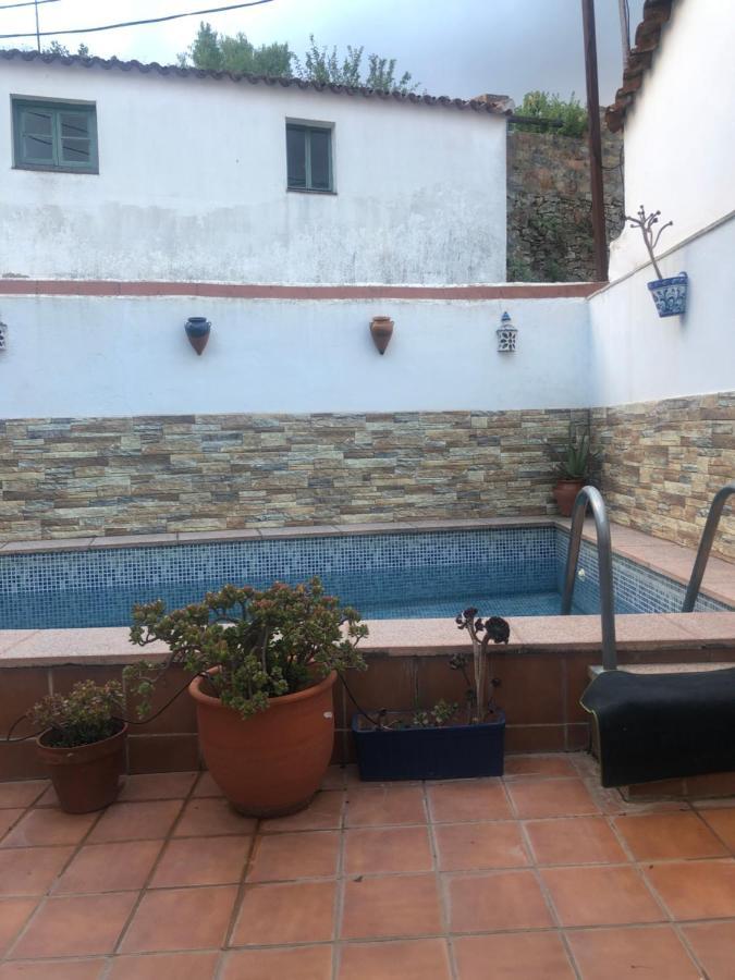 Acogedora Casa De Pueblo Con Piscina Villa Фуентееридос Екстериор снимка